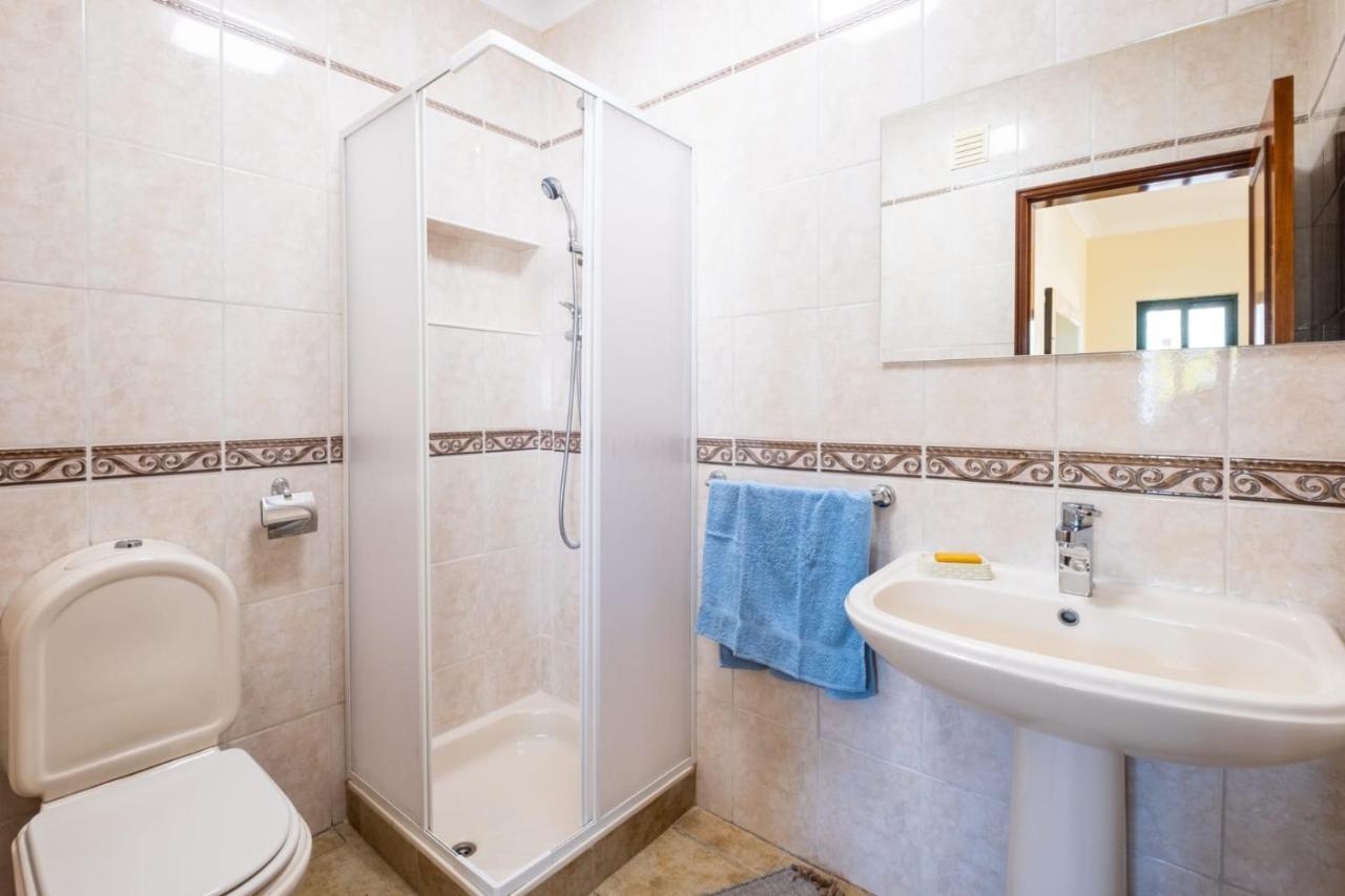 Villa Sequeira - Private Pool - Free Wifi - By Bedzy Albufeira Luaran gambar