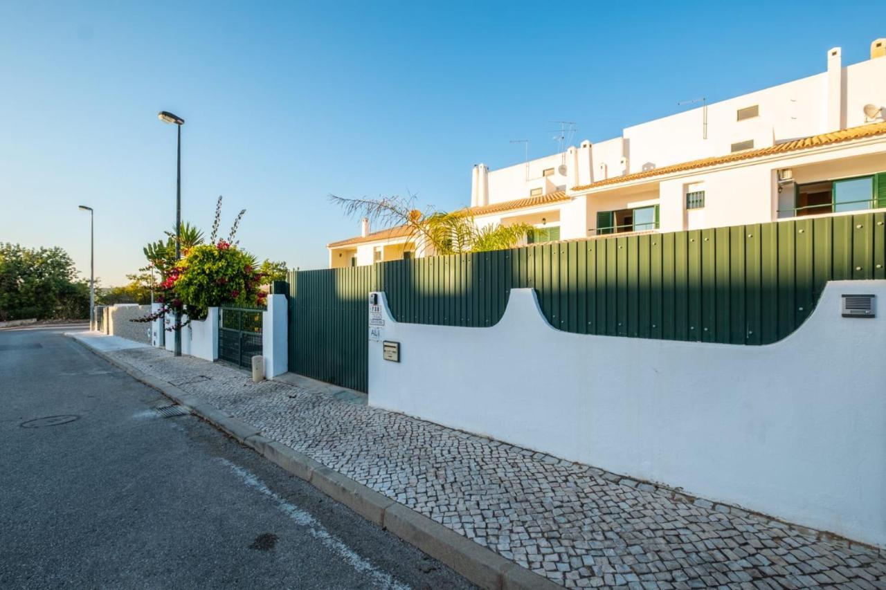 Villa Sequeira - Private Pool - Free Wifi - By Bedzy Albufeira Luaran gambar
